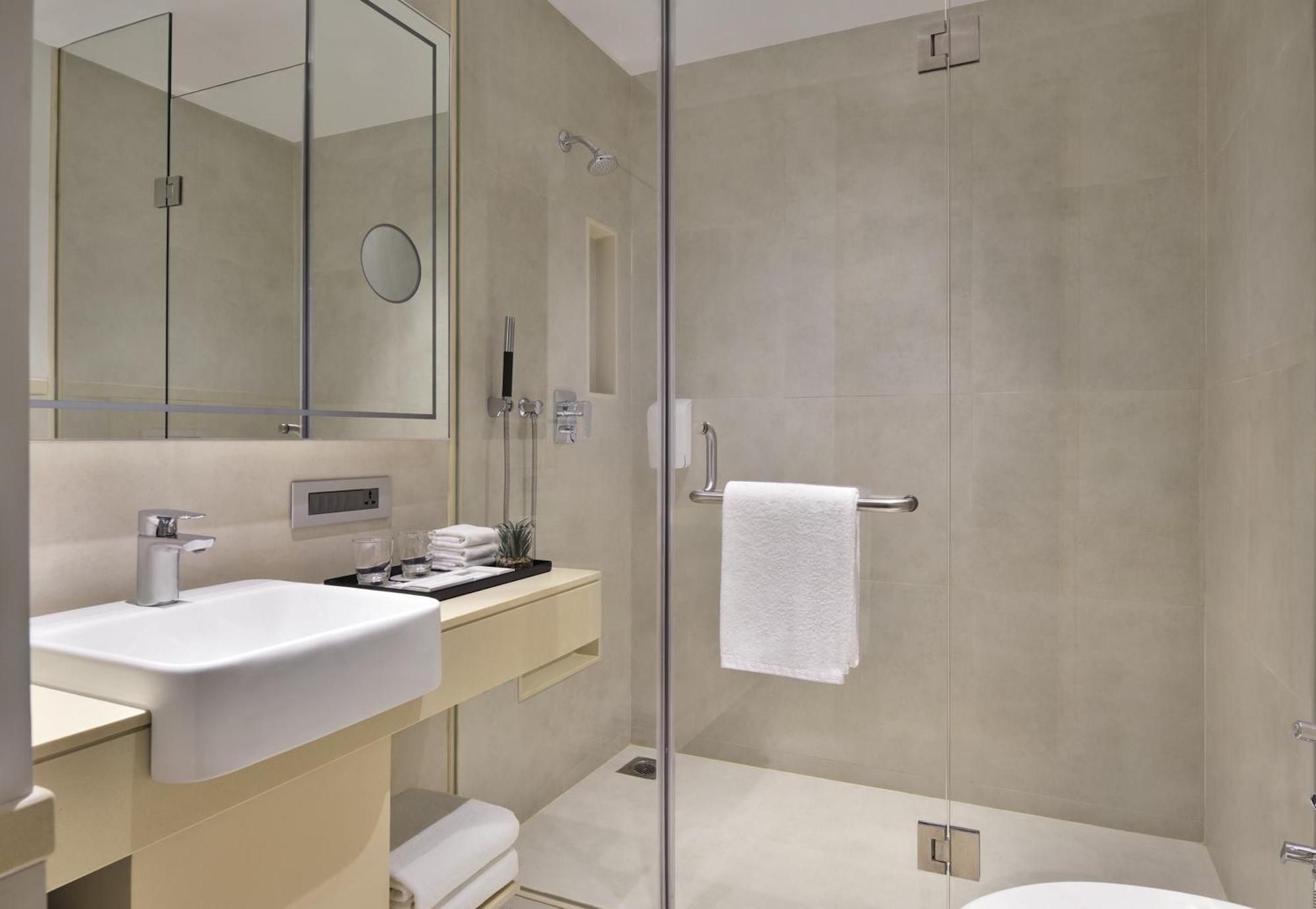 Hotel Citadines Nagoa Goa 4*